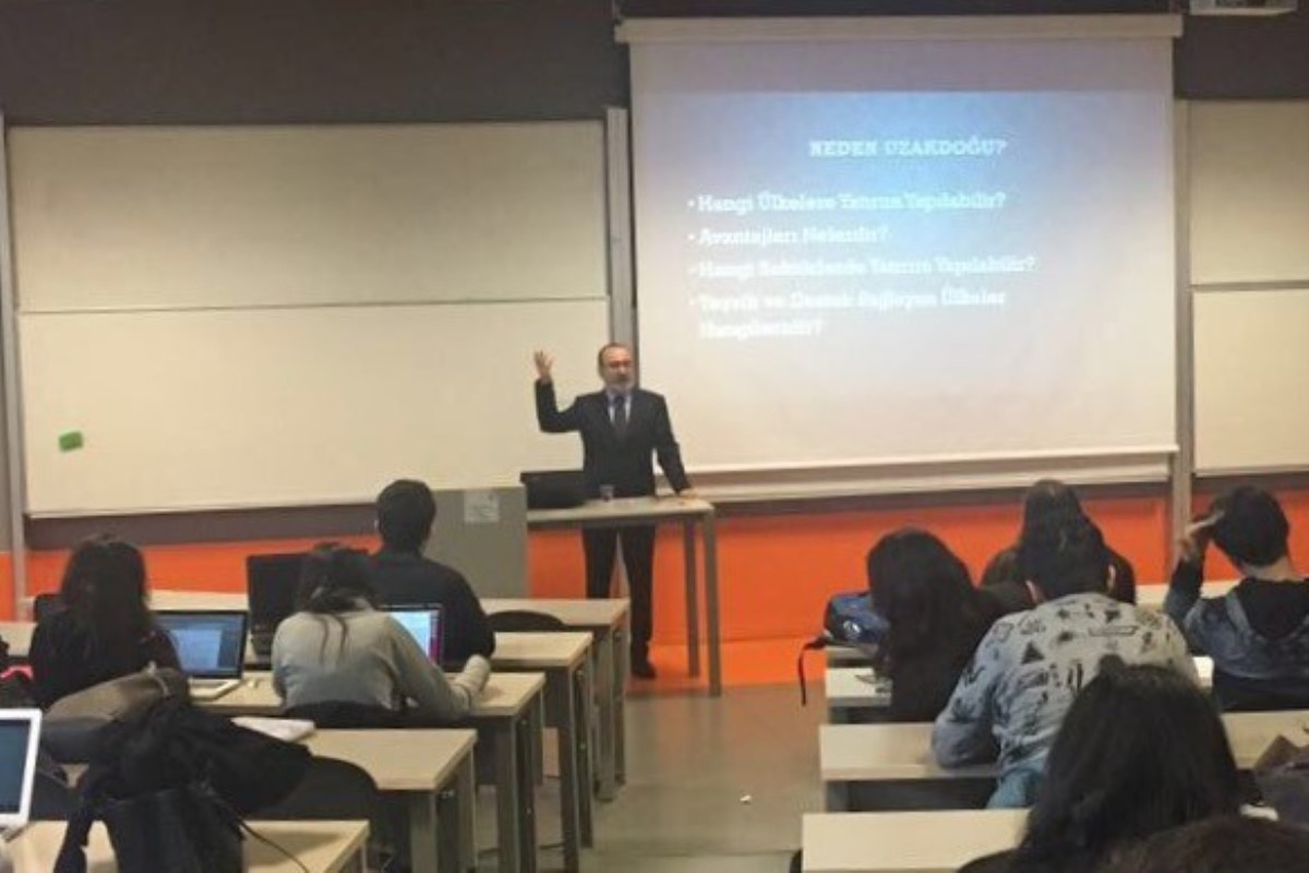 Muhammet Aksan met with International Management and Commerce Students.